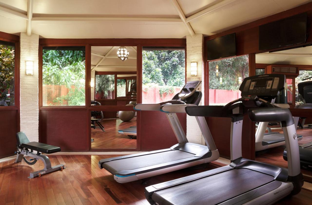 Taj Ganges Waranasi Zewnętrze zdjęcie The gym at the Taj Bengal